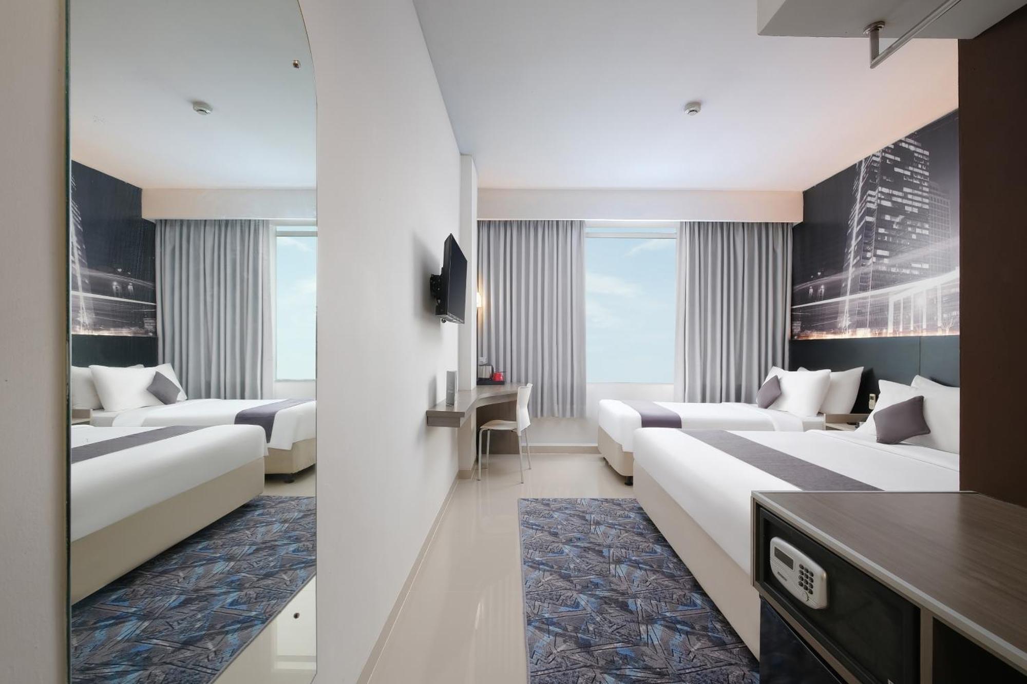 Hotel Neo Candi Simpang Lima - Semarang By Aston Εξωτερικό φωτογραφία