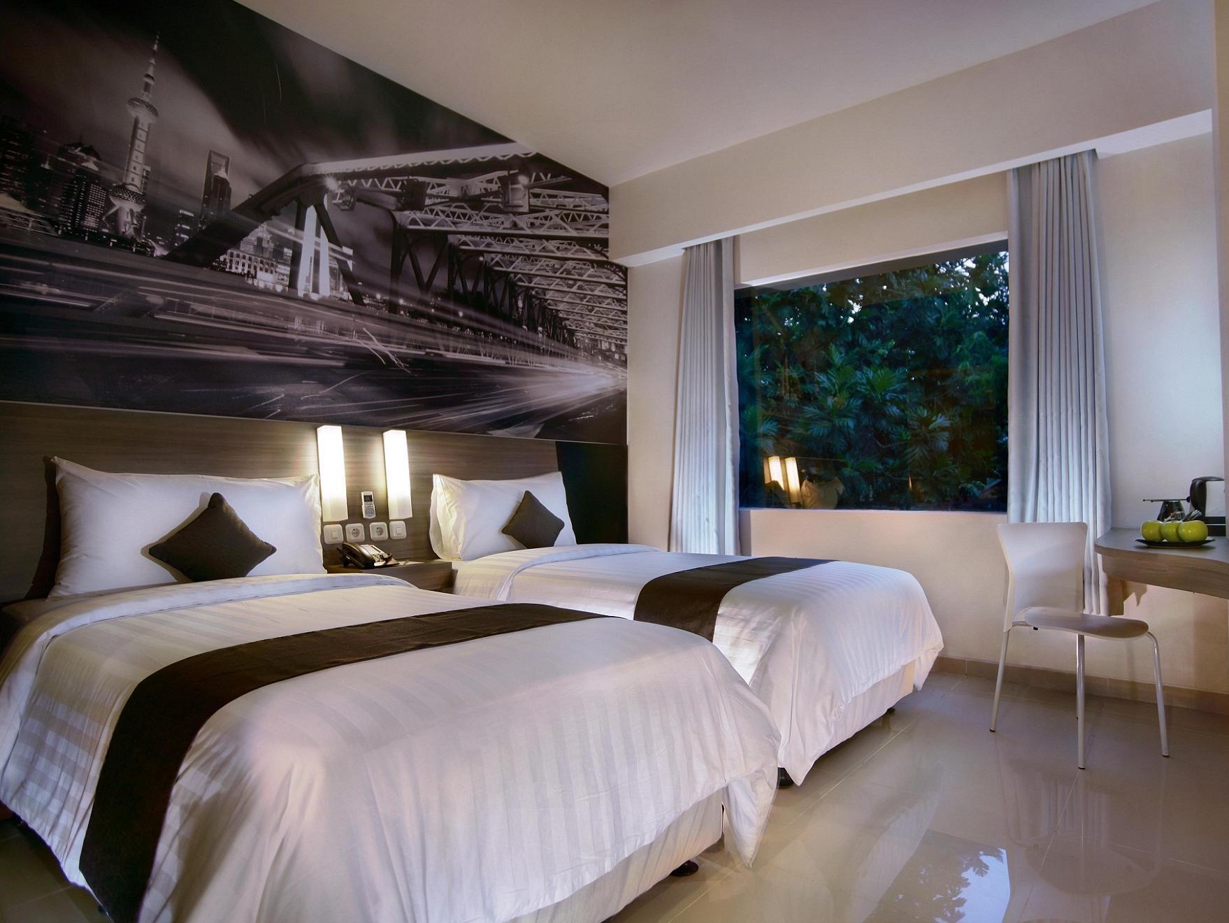 Hotel Neo Candi Simpang Lima - Semarang By Aston Εξωτερικό φωτογραφία